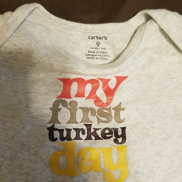 Carters 9 Month Turkey Day - Picture 2 of 2